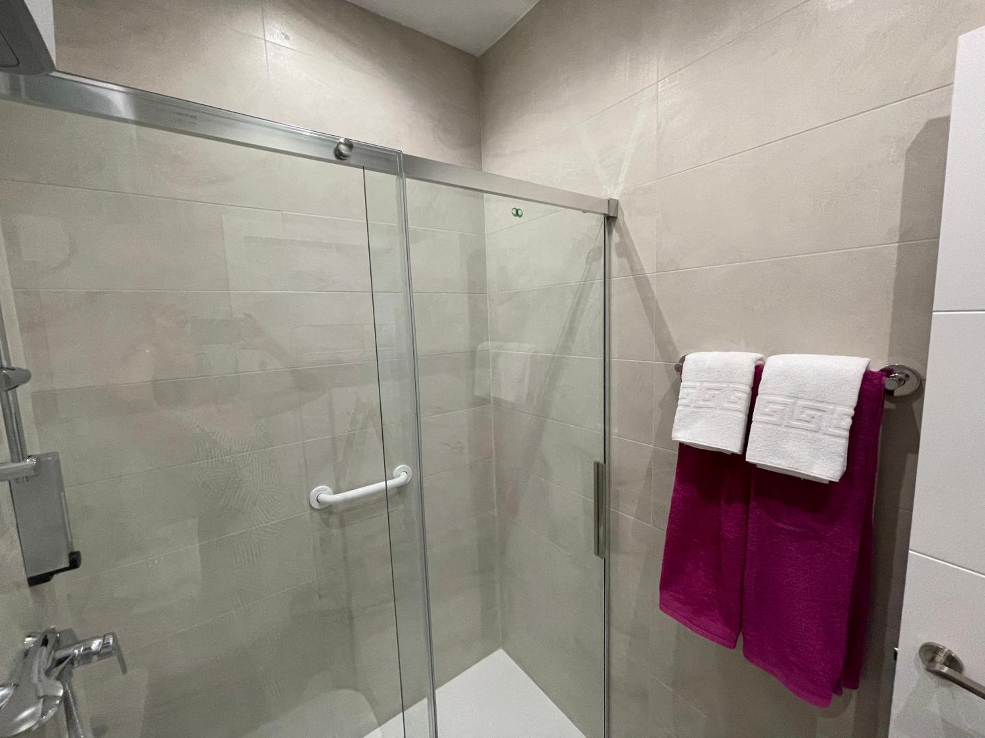 Estudios Nuevos Centro Guest house